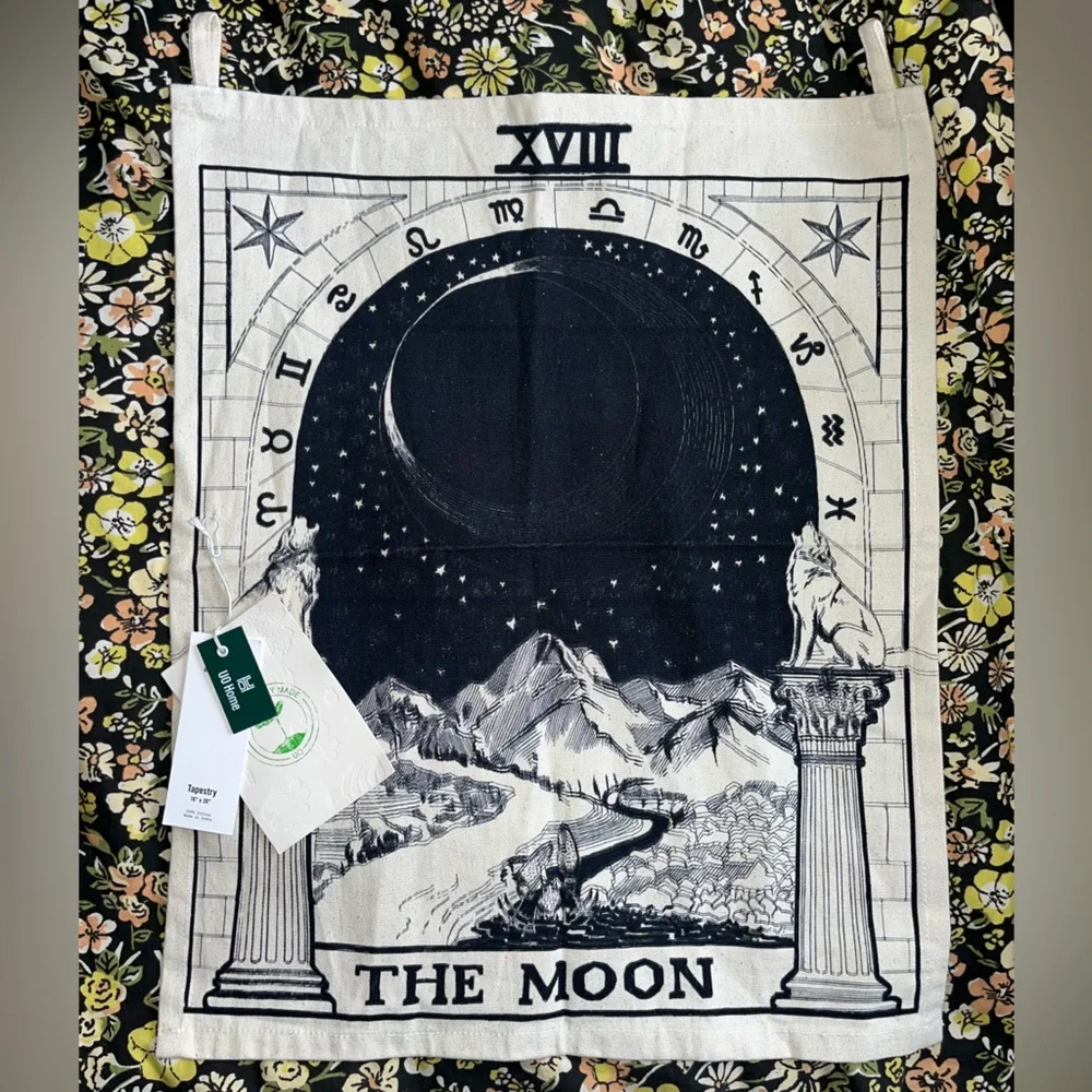 Urban Outfitters UO HOME Celestial Moon Tapestry NEW NWT